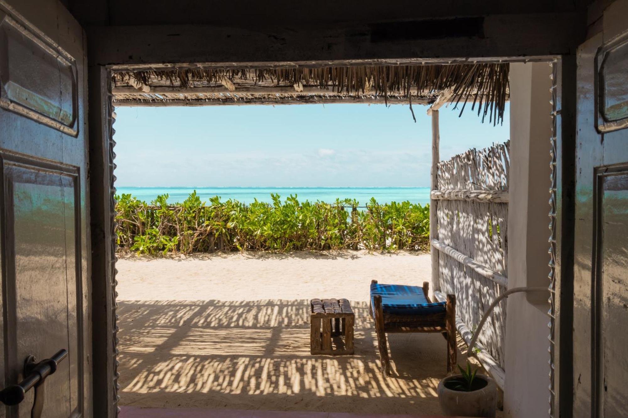 Pili Pili Beach Bungalows Джамбіані Екстер'єр фото