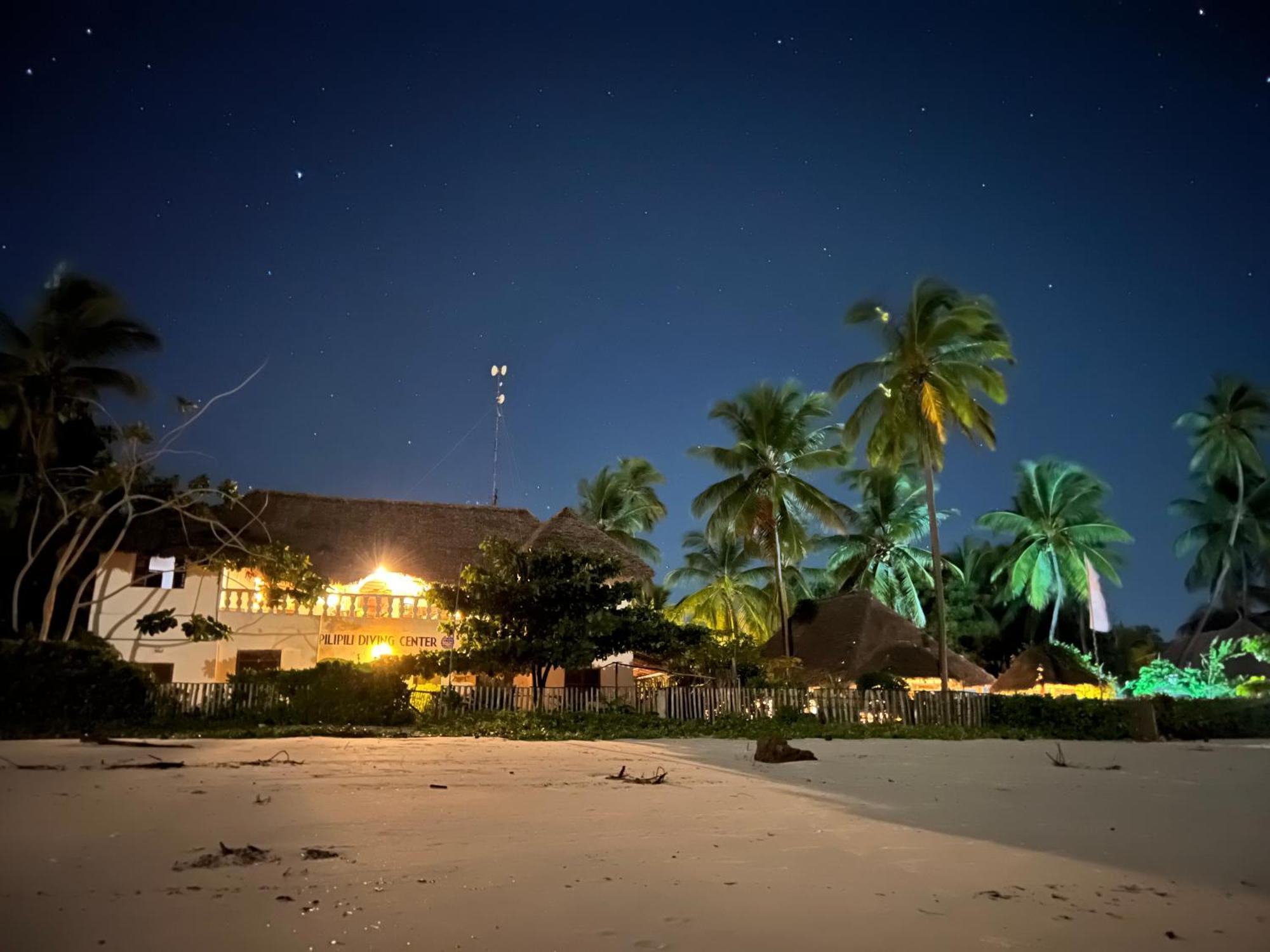 Pili Pili Beach Bungalows Джамбіані Екстер'єр фото